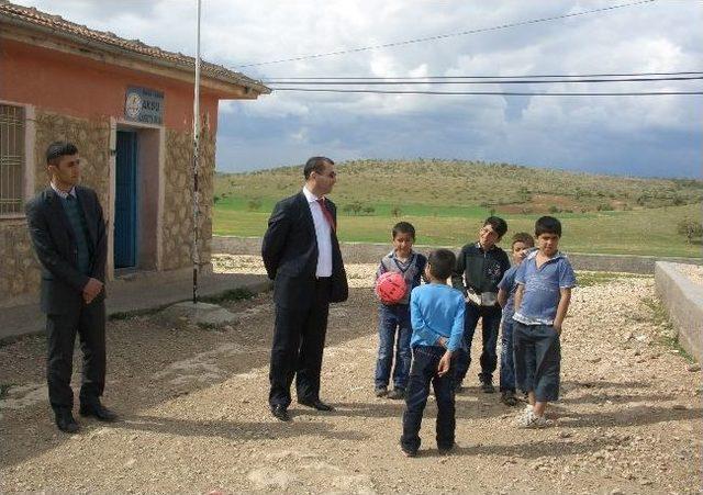 Mazıdağı Kaymakamı Çelik'ten Köy Ziyaretleri