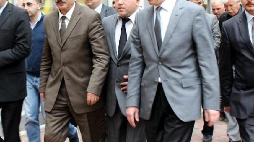 Mhp Genel Başkan Yardımcısı Şefkat &Ccedil;etin Edremit&rsquo;te