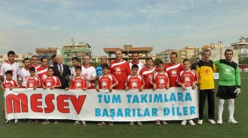 Ak Partili Vekiller Expo İ&ccedil;in Sahaya &Ccedil;ıktı