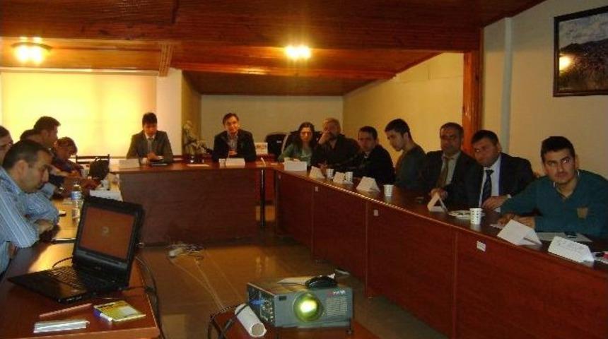 Umke, Eğitimlerine Devam Ediyor