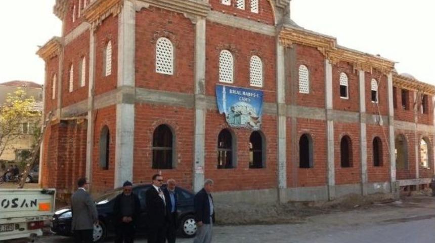 Başkan Ergene, Cami İnşaatında İncelemelerde Bulundu