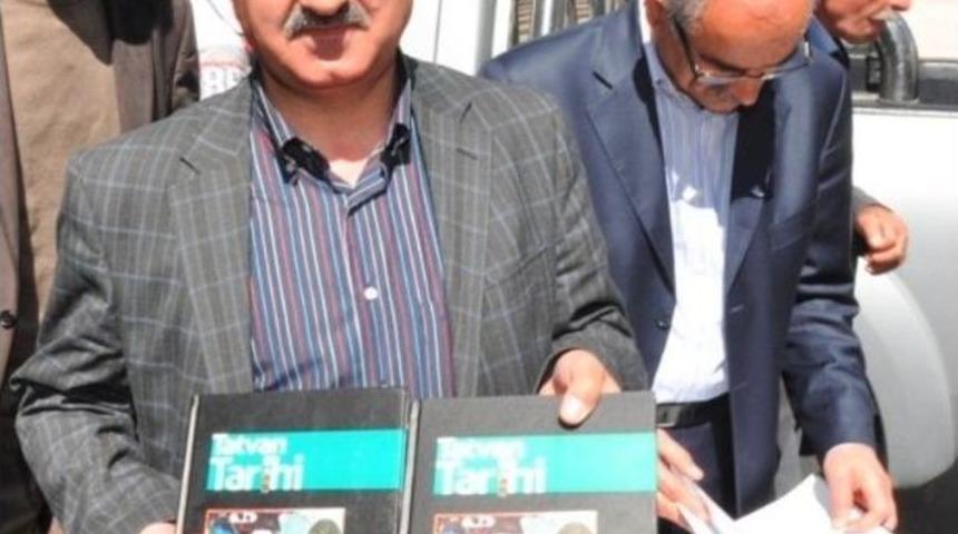 Tatvan&rsquo;ın Tarihi Kitaplaştırıldı