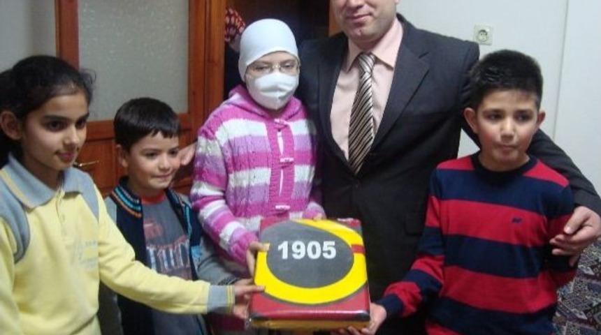 L&ouml;semili &Ccedil;ocuğa Moral Ziyareti