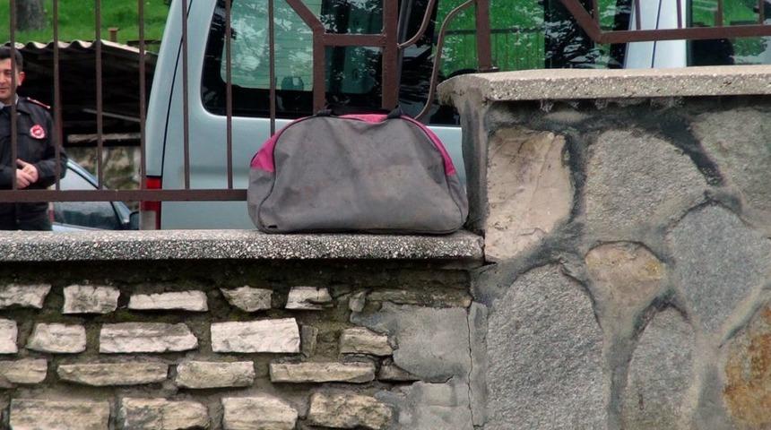 Ş&uuml;pheli &Ccedil;anta F&uuml;nye Ile Patlatıldı