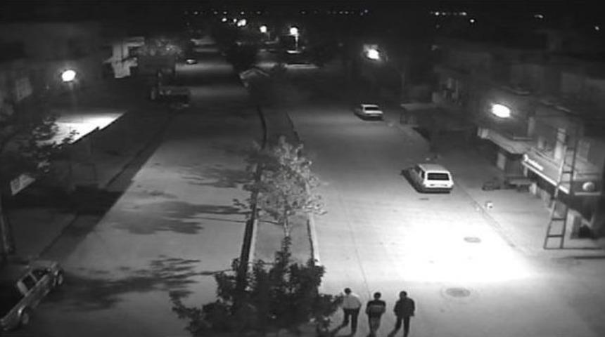 Ceyhan'da Bir Gecede 31 Aracın Lastiğini Kestiler