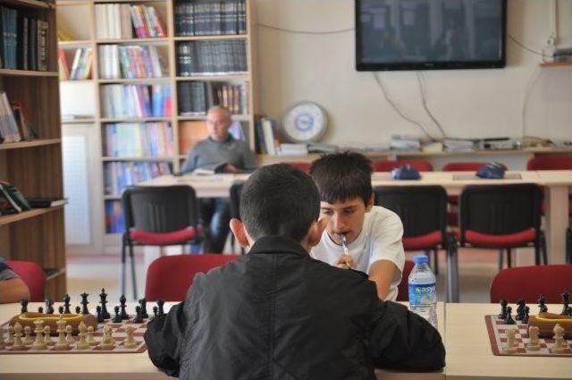 &Ccedil;ilimli de Satran&ccedil; Turnuvası 2