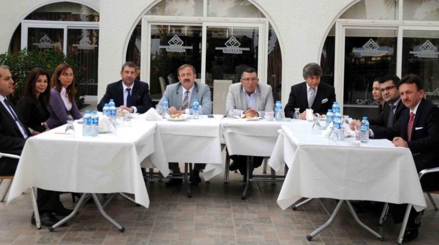 "Eğitim Kurumlarına Yapılan Saldırıların Amacı &Ccedil;&ouml;z&uuml;m S&uuml;recini Baltalamak"