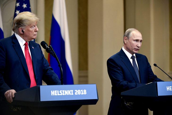 Trump-Putin görüşmesinde gerginlik! Üstüne atladılar