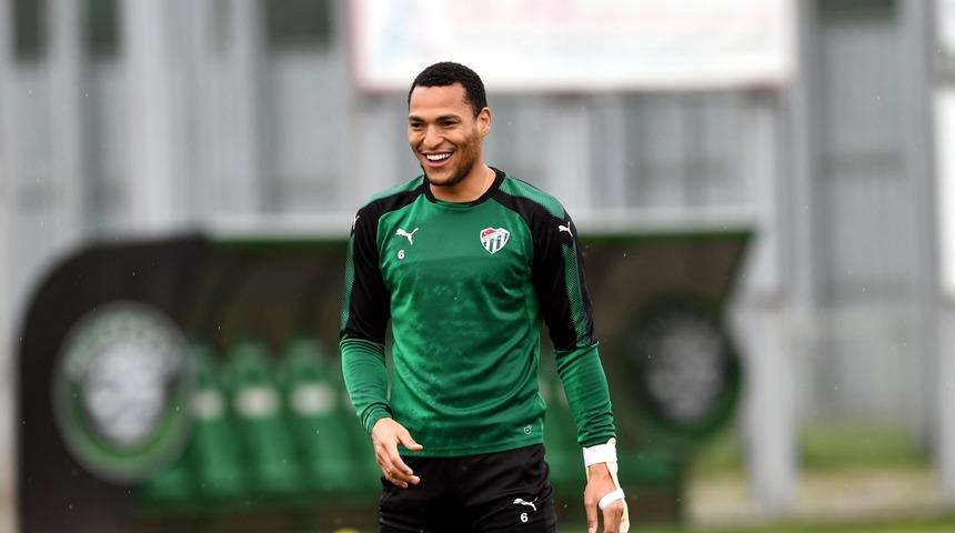 Trabzonspor, Titi'yi istiyor