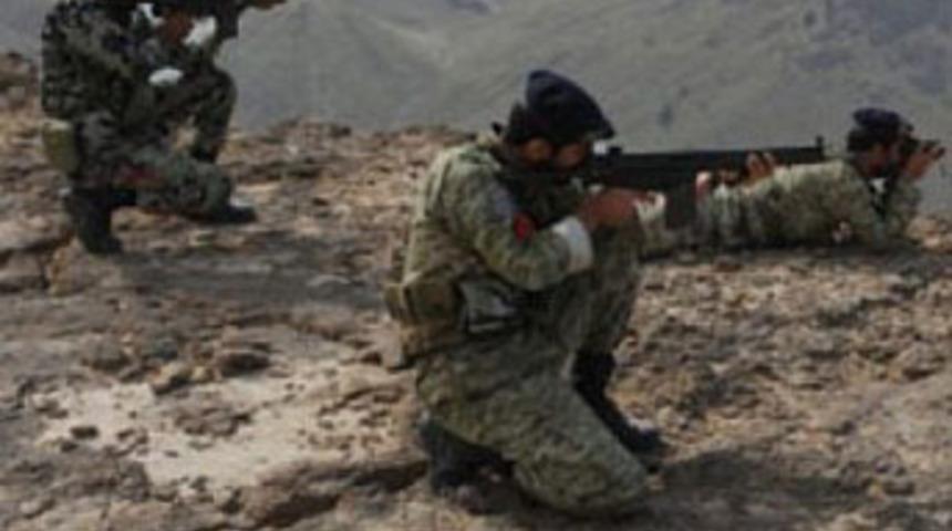 İran askeri ateş a&ccedil;tı: 1 T&uuml;rk &ouml;ld&uuml;