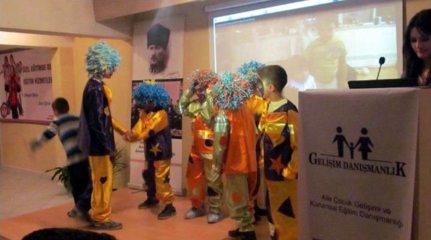 Salihli&rsquo;de Otizm Farkındalık Etkinliği D&uuml;zenlendi