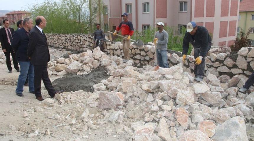 TOKİ Konutlarında Yol 12 Metre Oluyor