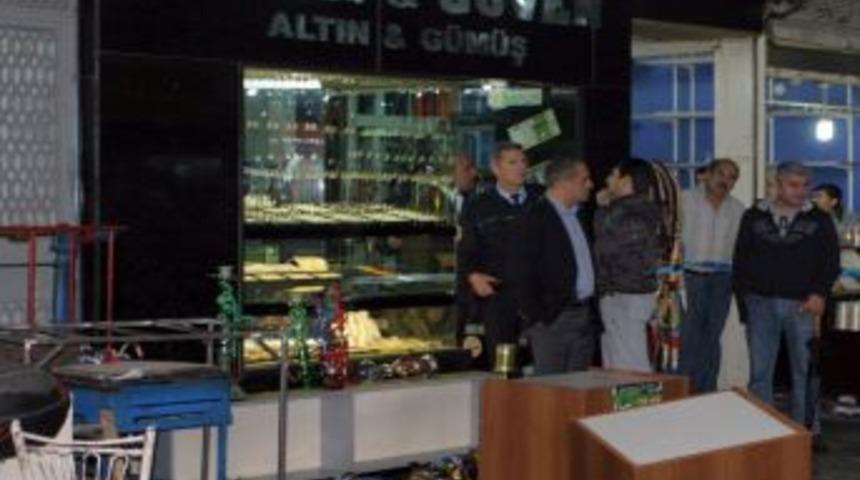 Adana'da 'su'dan Silahlı Kavga: 2 Yaralı