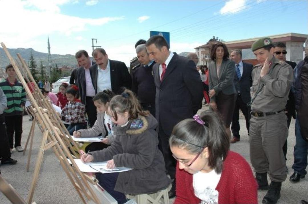 Emin G&uuml;lmez Ortaokulunda Kermes Coşkusu