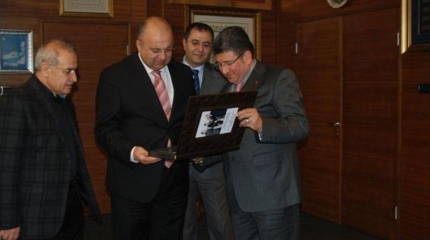 Emniyet M&uuml;d&uuml;r&uuml; Mustafa Aydın&rsquo;dan Hacı Boydak&rsquo;a Ziyaret