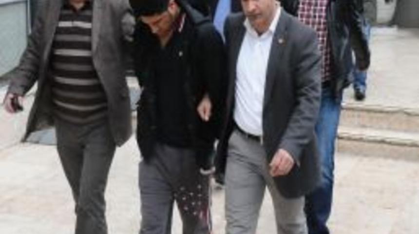 Patronunu &Ouml;ld&uuml;rd&uuml;ğ&uuml; İddia Edilen Zanlı Ve Arkadaşları Adliyeye Sevk Edildi