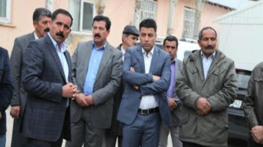 İran Askerleri Akaryakıt Ka&ccedil;ak&ccedil;ılarına Ateş A&ccedil;tı: 1 &Ouml;l&uuml;, 1 Yaralı