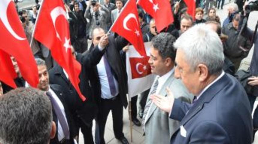 Zonguldak'ta Akil İnsanlar Heyeti'ne Protesto