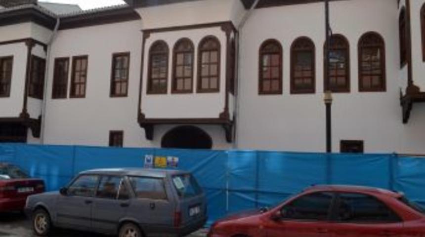 Malatya&rsquo;da Restore Edilen Tarihi Bina Soyuldu