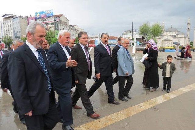 Kapalı Çarşı Esnafını Sorunlarını Belediye Başkanı Çakır’a Anlattı