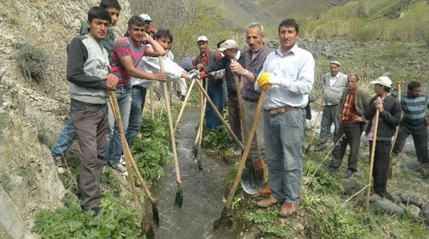 Kalebaşı K&ouml;yl&uuml;leri Yetkililerden Yardım Bekliyor
