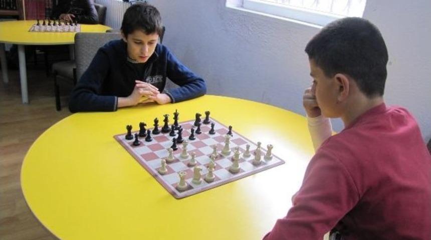 Hisarcık&rsquo;ta Satran&ccedil; Turnuvası