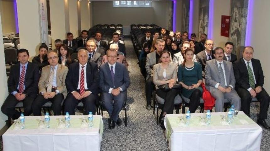 &ldquo;turizm A&ccedil;ısı&rsquo;ndan &Ccedil;orum&rsquo;un K&uuml;lt&uuml;rel Değerlerinin Analizi&rdquo; Konulu Konferans