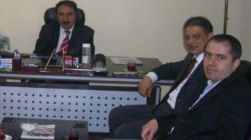 Kars Sağlık M&uuml;d&uuml;r&uuml; Hasan Tuncer Sağlık &Ccedil;alışanlarına Yapılan Saldırıyı Kınadı