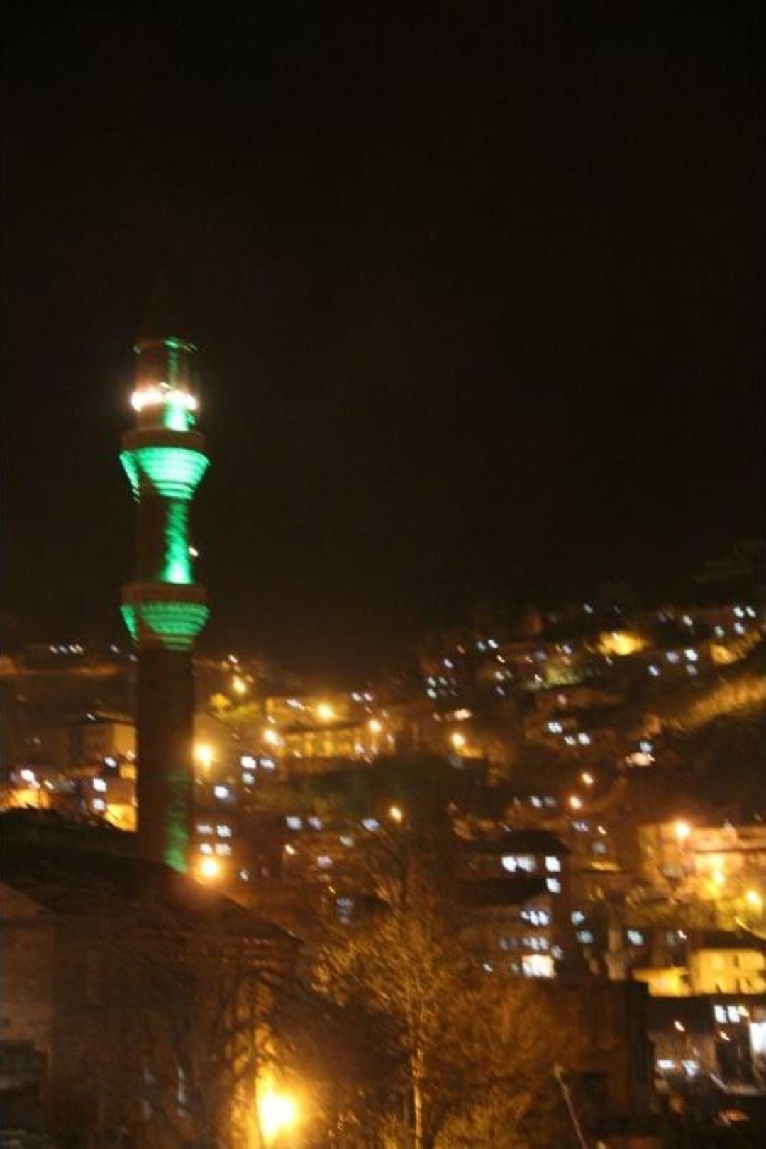 Bitlis'te Kutlu Doğum Haftası Nedeniyle Minareler Işıl Işıl