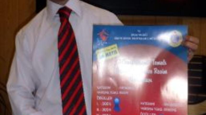 &ldquo;ailenin &Ouml;nemi&rdquo; &Ouml;yk&uuml;, Resim Ve Deneme İle Anlatılacak