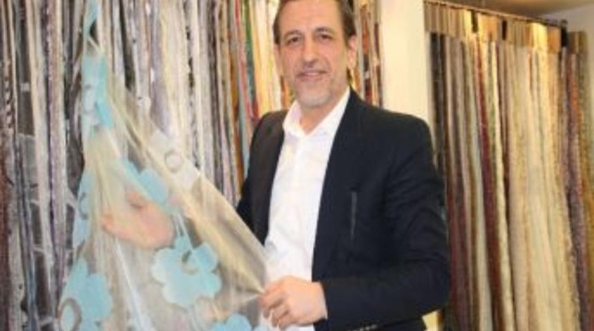 D&uuml;nyanın Perdesini Bir T&uuml;rk Aralıyor