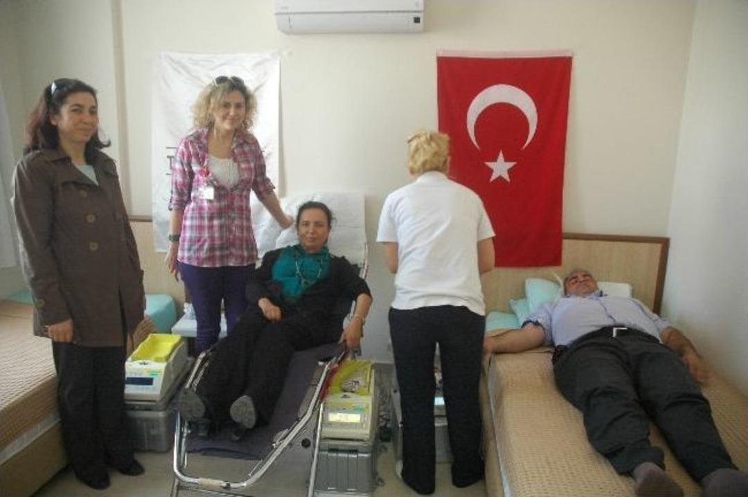 Fen Lisesi'nden 25 &Uuml;nite Kan Bağışı