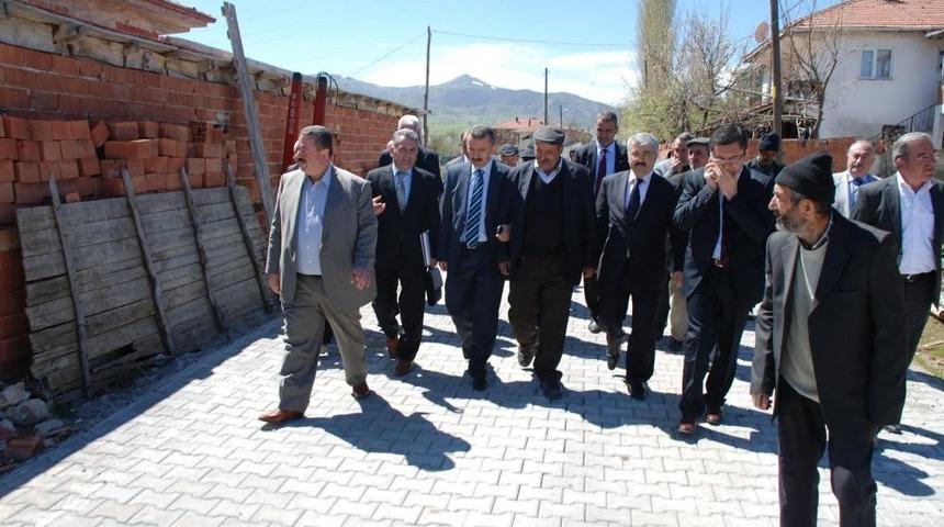 Akyurt&rsquo;a Bağlı K&ouml;ylerin Altyapı Sorunları Gideriliyor