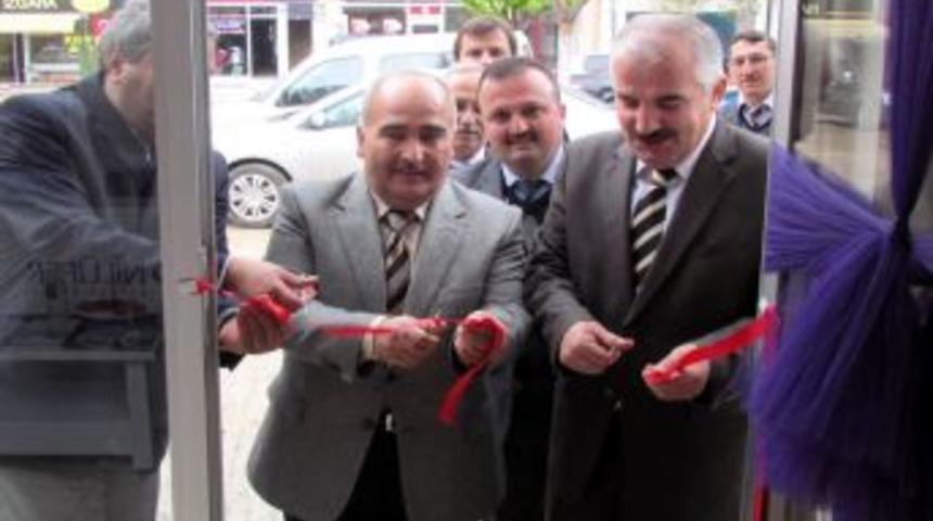 &Ouml;zel Nil&uuml;fer Safvet Koleji Yenişehir&rsquo;de Irtibat B&uuml;rosu A&ccedil;tı