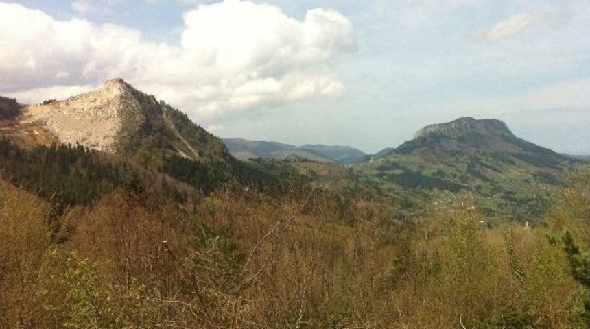 İnebolu&rsquo;da Kurulan Taşocağı Yal&ccedil;ın Dağlarını Tahrip Ediyor