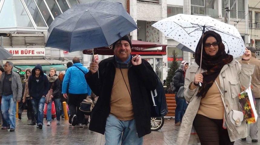 Soğuk Hava Vatandaşların Keyfini Ka&ccedil;ırdı