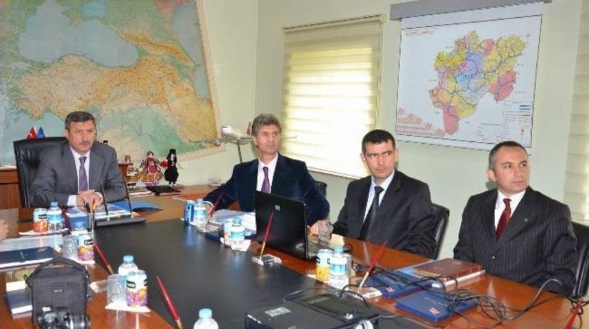 Vali Şerif Yılmaz&rsquo;a (detok) Sunumu