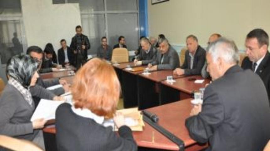 Isparta Belediyesi Şehir İ&ccedil;i Temizlik İhalesi&rsquo;ne D&ouml;rt Firma Katıldı