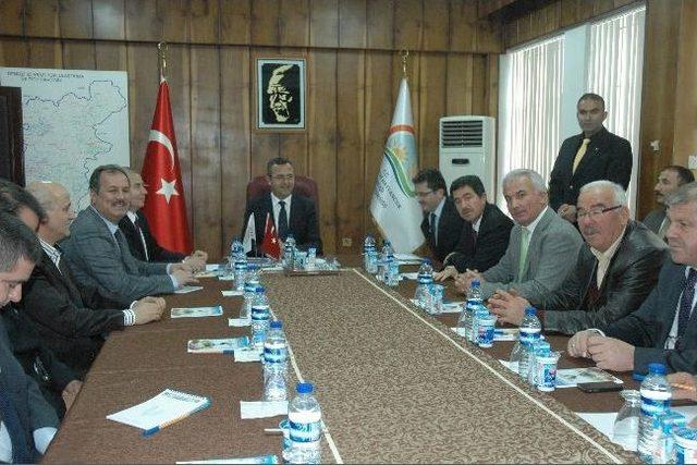 Avrupa &Uuml;lkelerine S&uuml;t İhracı Onayı Alan Firmalara Plaket 1