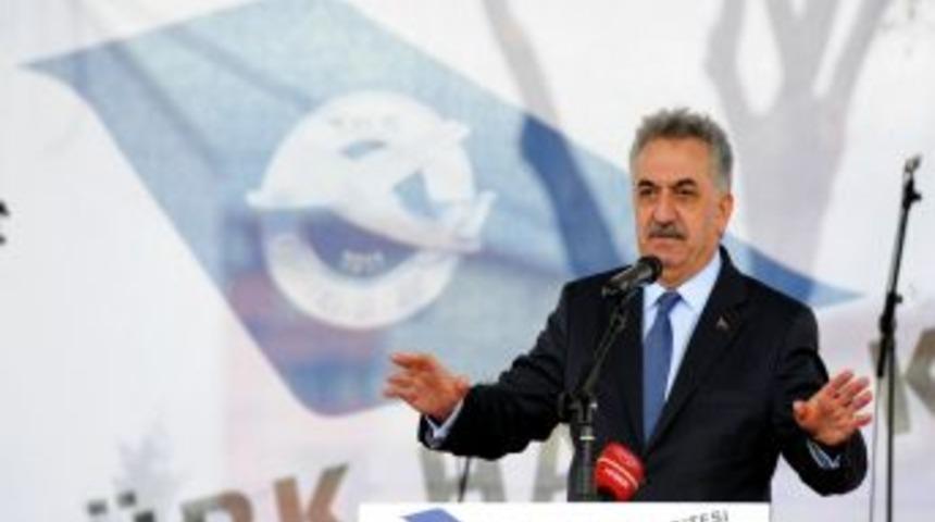 Yazıcı, T&uuml;rk Hava Kurumu &Uuml;niversitesi'ne Arazi Tahsis Etti