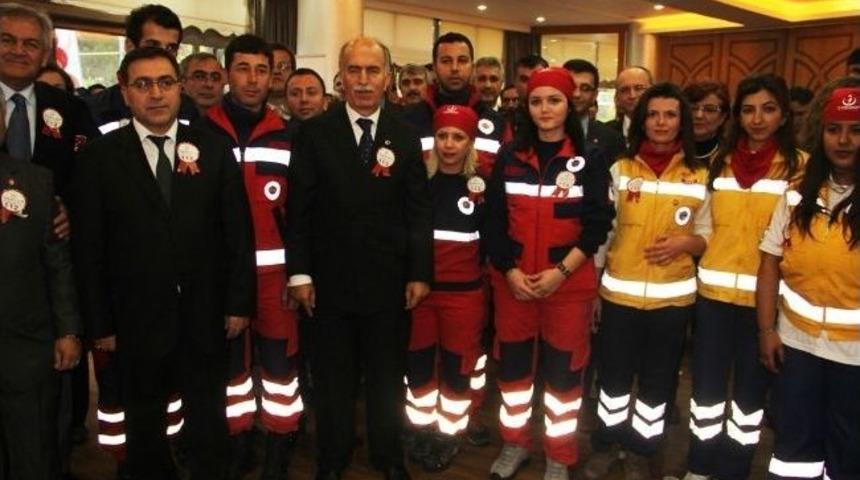 112 Bursa&rsquo;da 67 Ambulansla Hizmet Veriyor