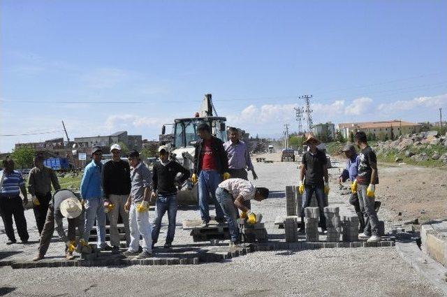 Siverek Belediyesi'nden Parke Yol Çalışmaları