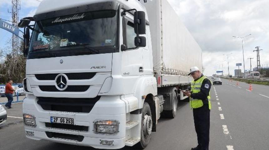 Trafik Ekiplerinden Sıkı Denetimler