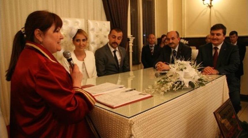 Bakan Müezzinoğlu, Edirne’de Nikah Törenine Katıldı