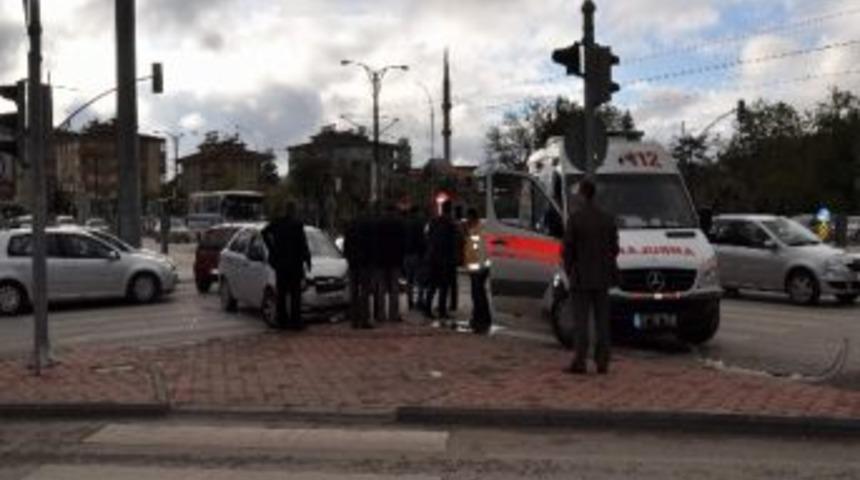 Yaralamalı Kaza Trafiği Olumsuz Etkiledi