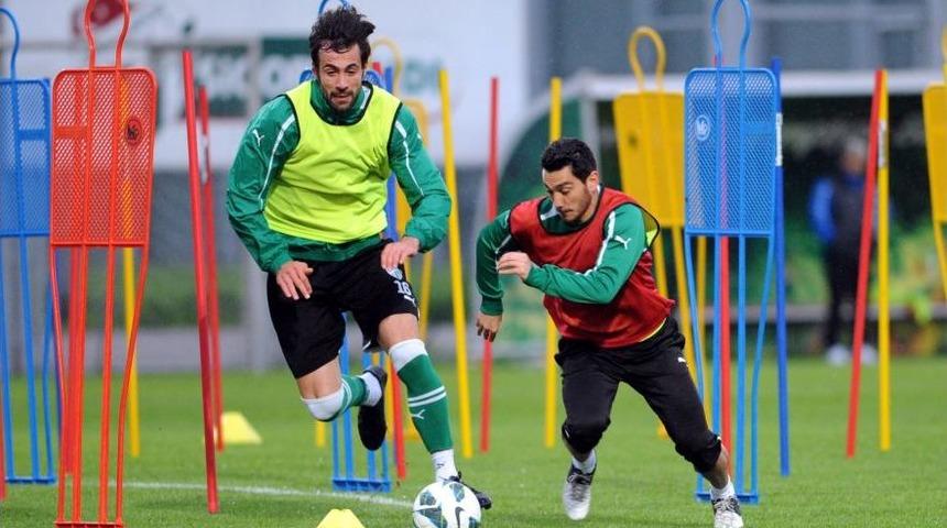 Bursaspor, Antalyaspor Hazırlıklarını S&uuml;rd&uuml;rd&uuml;