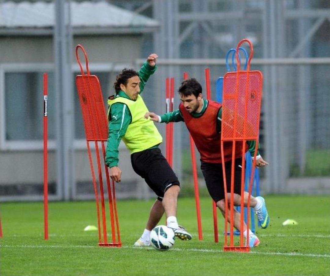 Bursaspor&rsquo;da Antalya Mesaisi S&uuml;r&uuml;yor