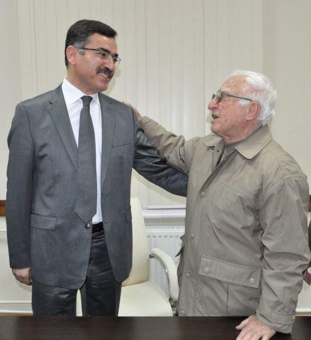 Balıkesirli Hayırseverin  Allah B&uuml;rokrasiye D&uuml;ş&uuml;rmesin  Isyanı 2