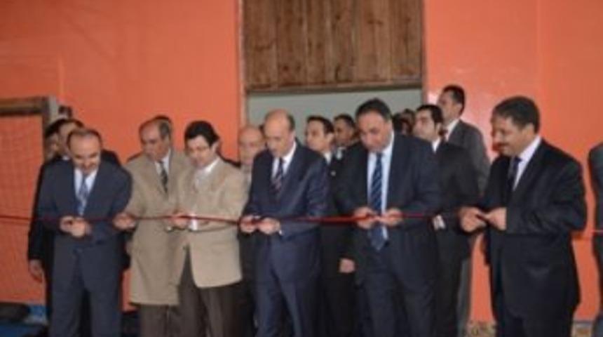 Gazi Meslek Lisesi Spor salonu a&ccedil;ıldı