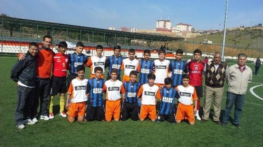 Ş&uuml;kr&uuml; Malaz Ortaokulu T&uuml;rkiye Yarı Finallerinde